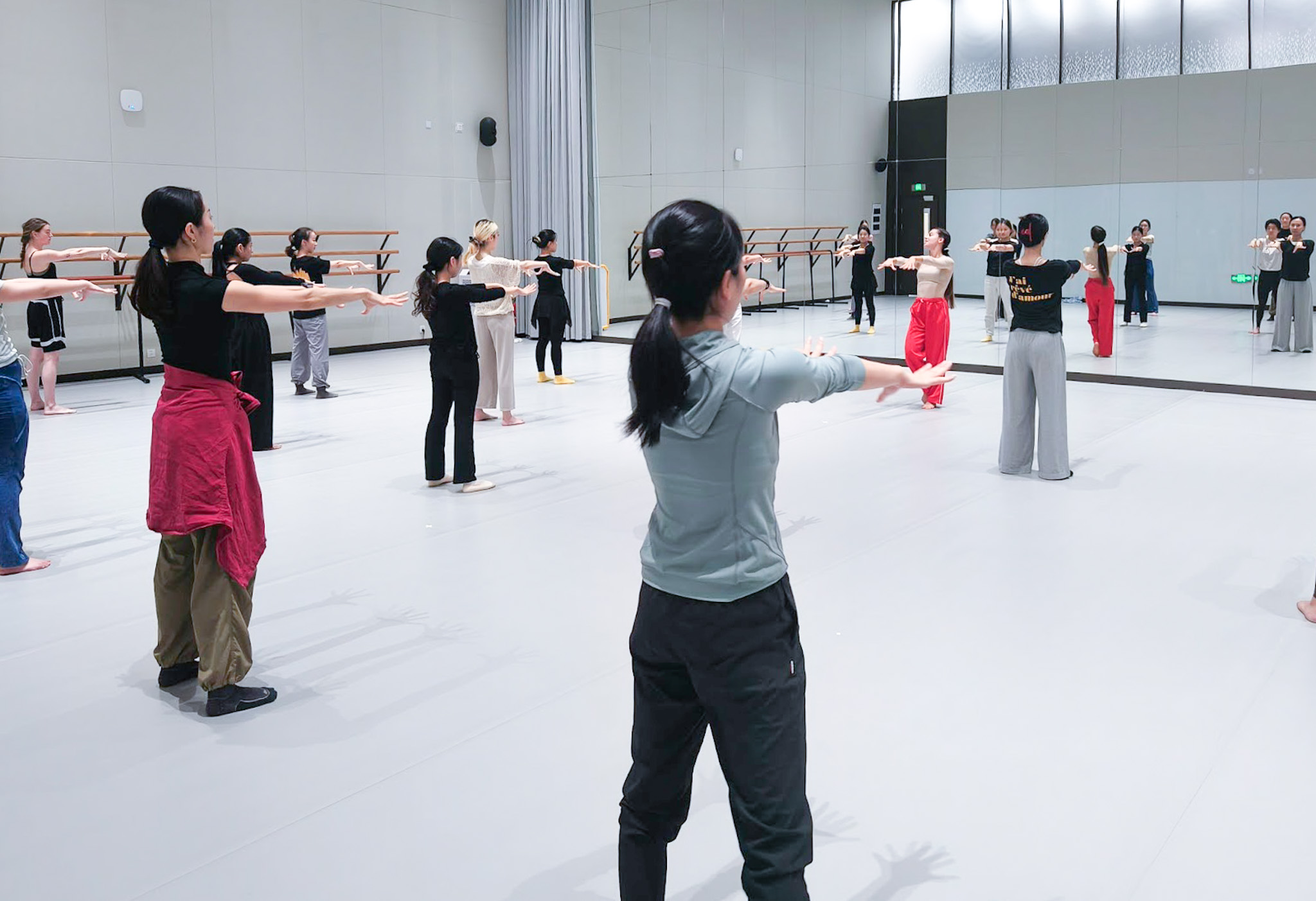 instructor leading participants through warmup