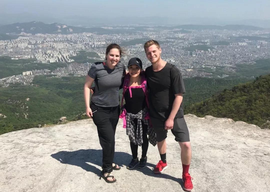 Michelle (middle) travelled with classmates in Korea