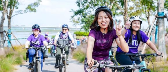 exploring china on bike