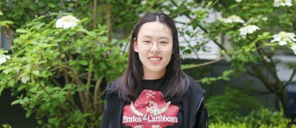 banner yolanda huang