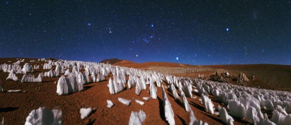 Penitentes at the Atacama Desert, Credit: ESO/B. Tafreshi (twanight.org)