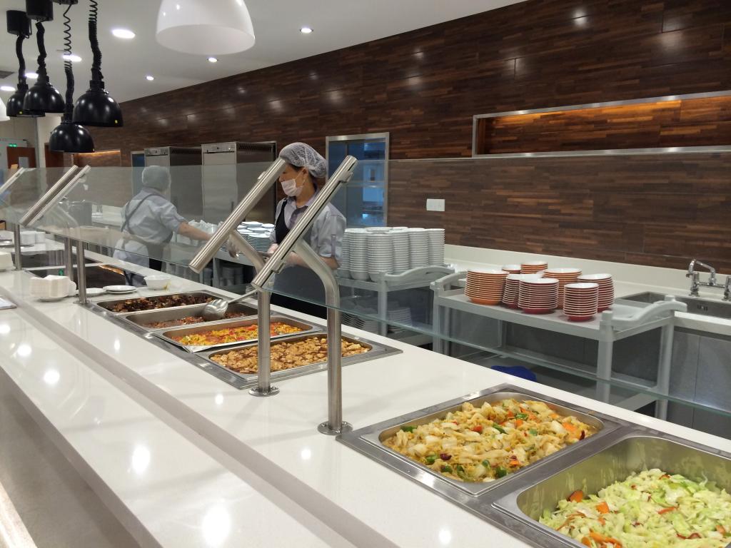 The brand new cafeteria was opened on August 14. (Photo by Kevin Wang)
