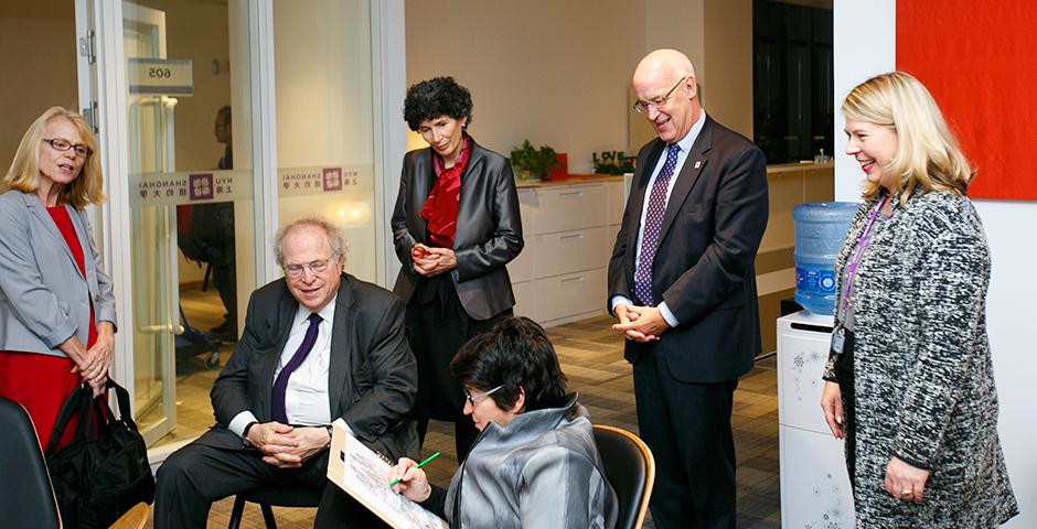 NYU’s President-Designate, Andrew Hamilton, visited NYU Shanghai as part of a sequence of visits to meet his new colleagues on November 18 and 19 (Photo by: NYU Shanghai)
