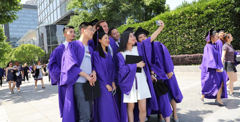 NYU Shanghai's Class of 2018 were honored at a commencement ceremony held at the Shanghai Oriental Arts Center. （Photo by: NYU Shanghai）