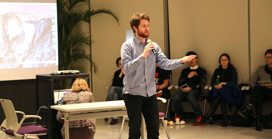 Students and faculty discuss various issues of racism at an open forum event. March 5, 2015. (Photo by Sunyi Wang)