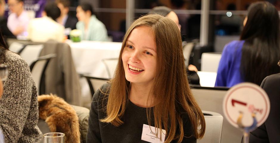 The NYU Global Alumni Programs and NYU Shanghai’s Career Development Center held a launch dinner for the second year of the NYU Alumni Executive Mentor Program on November 12, 2015. (Photo by: Wenqian Hu)