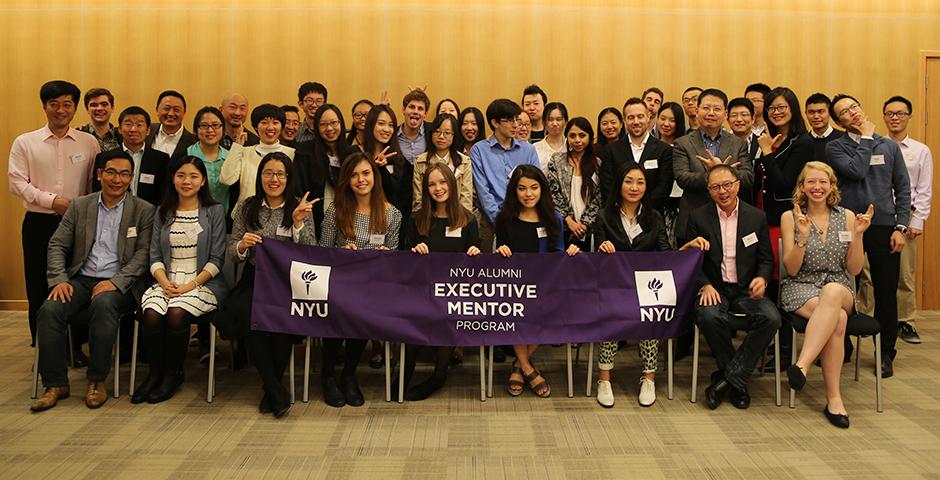 The NYU Global Alumni Programs and NYU Shanghai’s Career Development Center held a launch dinner for the second year of the NYU Alumni Executive Mentor Program on November 12, 2015. (Photo by: Wenqian Hu)