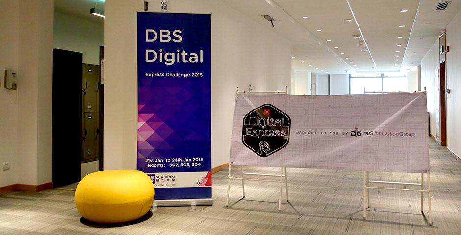 The first-ever DBS Digital Express Challenge at NYU Shanghai provides participants with Design Thinking and Lean Startup methodology training. January 22, 2015. (Photo by Tina Xu)