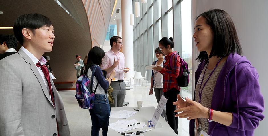 NYU Shanghai's first-ever graduate school panel featured faculty and professionals who provided advice on applying to and attending graduate programs in law, medical, business, and research doctorates. This was followed by a mixer, where panelists and students mingled and chatted. April 24, 2015. (Photo by Fred Wu)