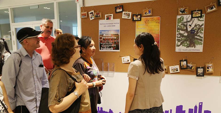 2015年7月18日上午， 联合国的一众人员来到上海纽约大学参观访问。（摄影：吴桐）