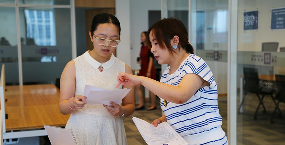 On-campus job and involvement fair on August 29, 2015. (Photo by Mei Wu)