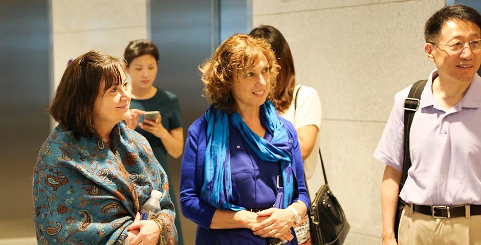 2015年7月18日上午， 联合国的一众人员来到上海纽约大学参观访问。（摄影：许志健）