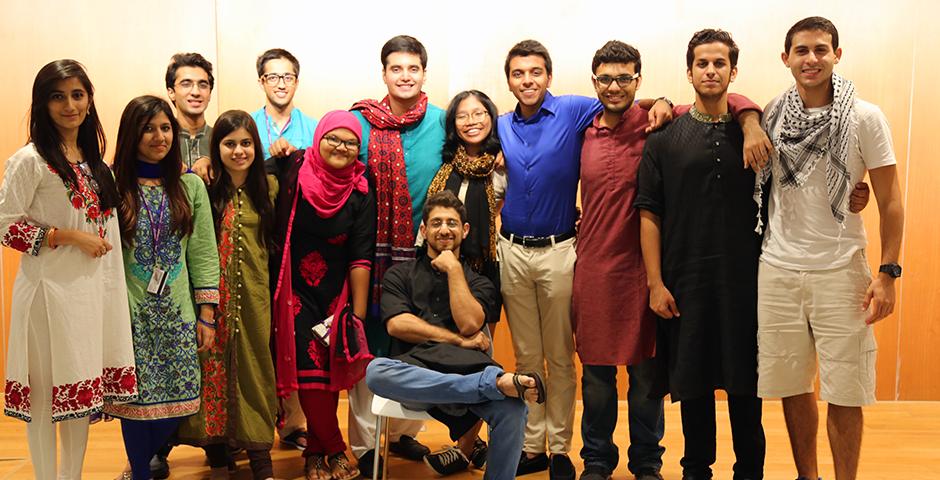 The Eid Festival was on September 24th, 2015. At the event, students got a taste of a variety of foods, have volunteering students apply henna, try some traditional bangles, and enjoy a multitude of different music styles. (Photo by Shikhar Sakhuja)