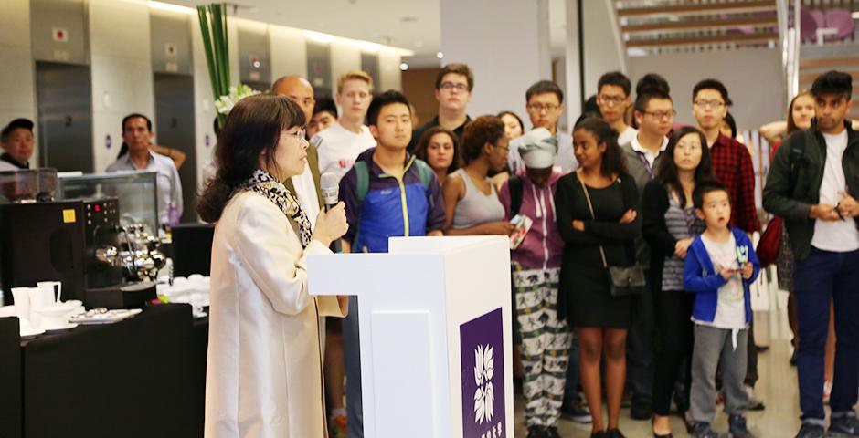 "Ode to Dancing Ink" of Qin Feng at NYU Shanghai Art Gallery Opening on October 25, 2015.  (Photo by: Annie Seaman)