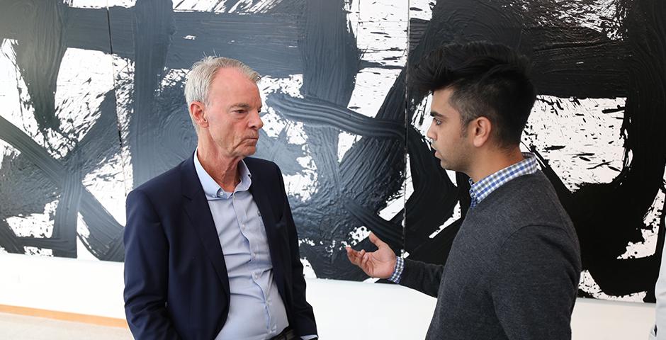 NYU Shanghai students met with the Nobel Laureate Michael Spence on Oct. 27, 2015.  (Photo by: Dylan J Crow)