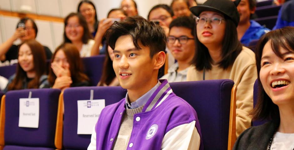 Chinese Olympic swimmer and sports heartthrob Ning Zetao spoke about daring to dream and the importance of social responsibility to an audience of NYU Shanghai students on October 21. (Photo by: Wenqian Hu)