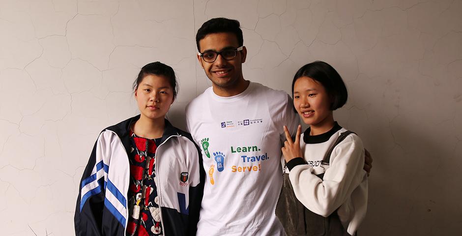 Twelve students from NYU Shanghai visited Hunan Province under a Dean’s Service Scholar (DSS) trip for rural education work during March. NYU Shanghai students used project-based methods to present English lessons at the Suining No. 1 High School. (Photos by: Shikhar Sakhuja)