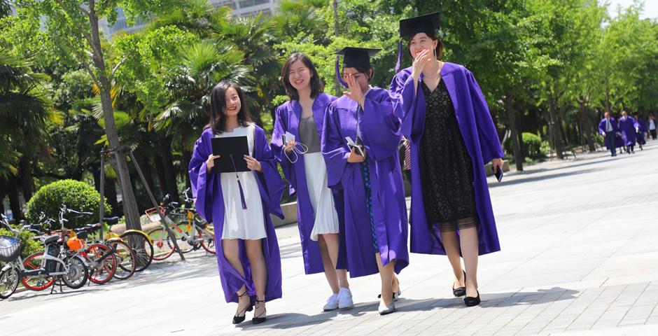 NYU Shanghai&#039;s Class of 2018 were honored at a commencement ceremony held at the Shanghai Oriental Arts Center. （Photo by: NYU Shanghai）
