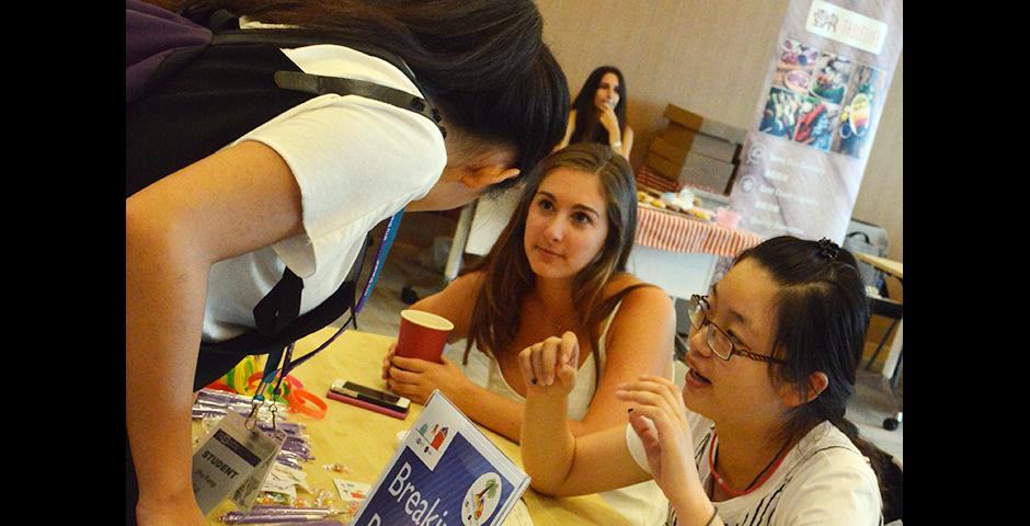 On-campus job and involvement fair on August 29, 2015. (Photo by Lijie Wang)