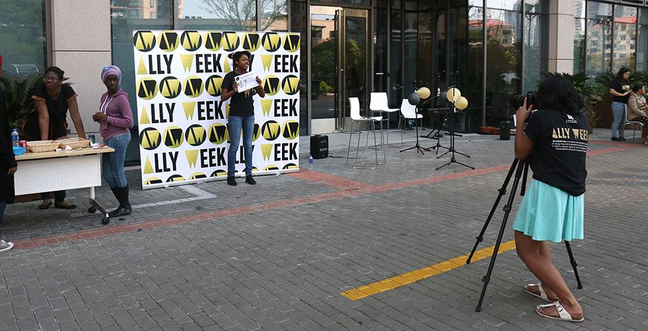 NYU Shanghai kicks off this year's Ally Week with an afternoon picnic bash outside the Academic Building. April 12, 2015. (Photo by Kadallah Burrowes)