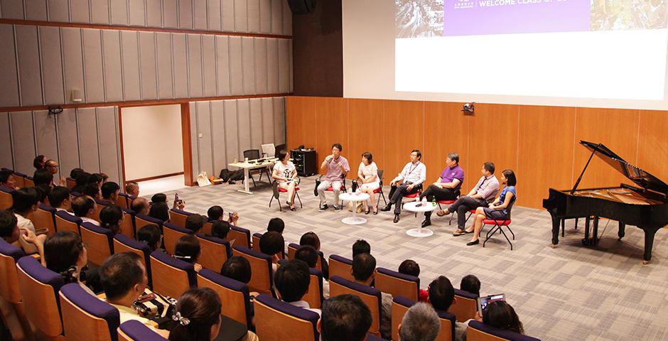 Class of 2019 Parent Panel on August 22, 2015. (Photo by Yifei Wu)