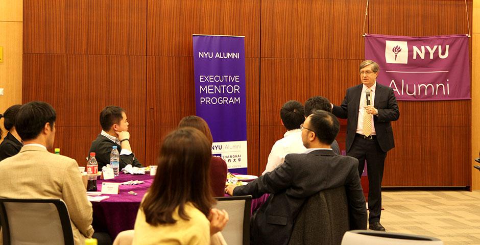 The NYU Alumni Executive Mentor Program, which pairs alumni mentors with current NYU Shanghai students for professional development, launches its inaugural year with a kick-off dinner. Jeff Lehman, Vice Chancellor of NYU Shanghai, praised the participants in their collaboration to improve linkages across the NYU global community. January 29, 2015. (Photo by Xin Wei)