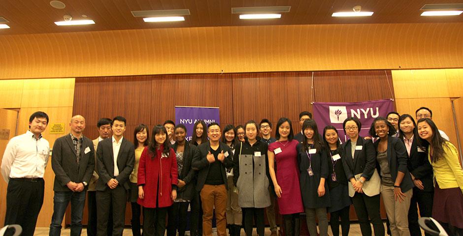 The NYU Alumni Executive Mentor Program, which pairs alumni mentors with current NYU Shanghai students for professional development, launches its inaugural year with a kick-off dinner. Jeff Lehman, Vice Chancellor of NYU Shanghai, praised the participants in their collaboration to improve linkages across the NYU global community. January 29, 2015. (Photo by Xin Wei)