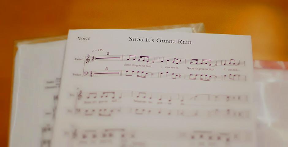A choral rehearsal under the direction of Professor Dianna Heldman erupted into a rainstorm of reverberant voices. (Photo by: NYU Shanghai)