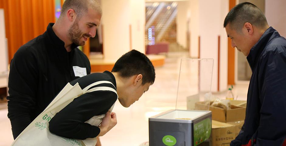 The NYU Shanghai student-organized Sustainable Development Conference on April 16 brought together industry leaders for discussions on factoring external costs into business decisions. (Photos by: Sevi Reyes)