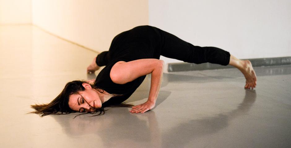 Anneliese Charek interprets Zheng Chongbin’s Distressed Geometry in the form of dance. (Photo by: Michael Shi and Charlie Wang)