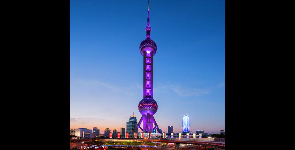 The iconic Shanghai landmark turned NYU violet on the evening of May 27 in honor of the graduating class of 2017. NYU Shanghai students thrilled parents, faculty and friends with a series of dance, video art and musical performances.  (Photos by: NYU Shanghai)