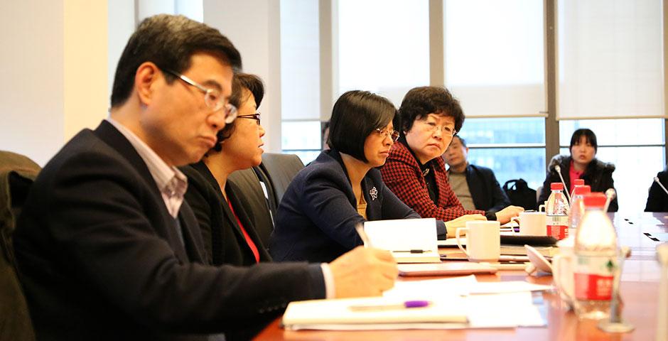 Tiehui Weng, Vice Mayor of Shanghai, visits NYU Shanghai. March 5, 2015. (Photo by Tina Xu)