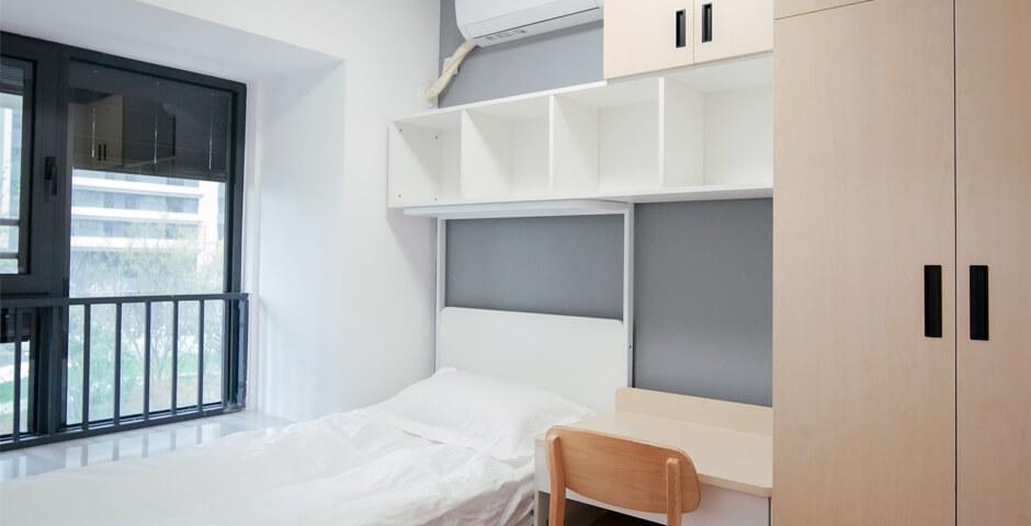 Apartment - Single in Suite