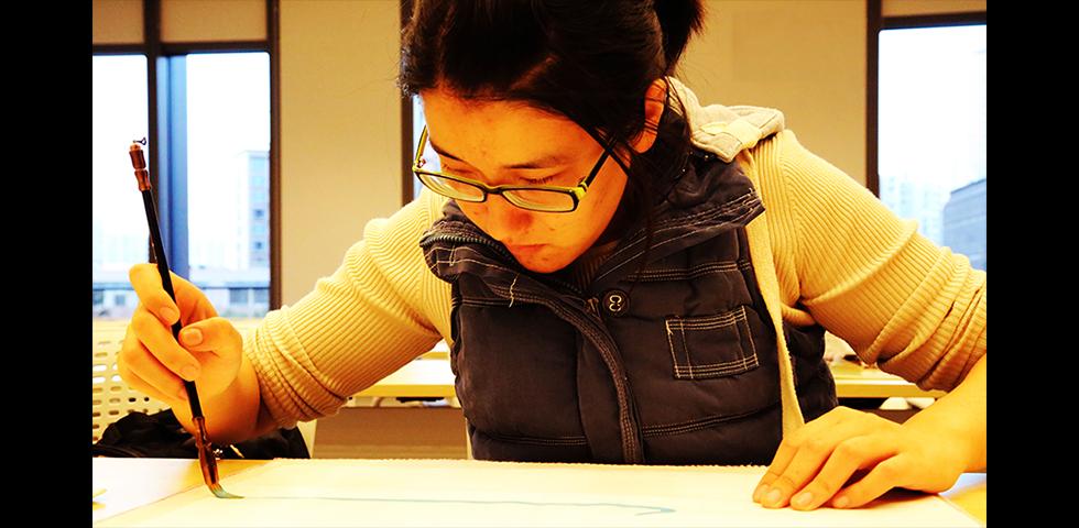 Chinese Painting Class, October 22, 2014. (Photo by Annie Seaman)