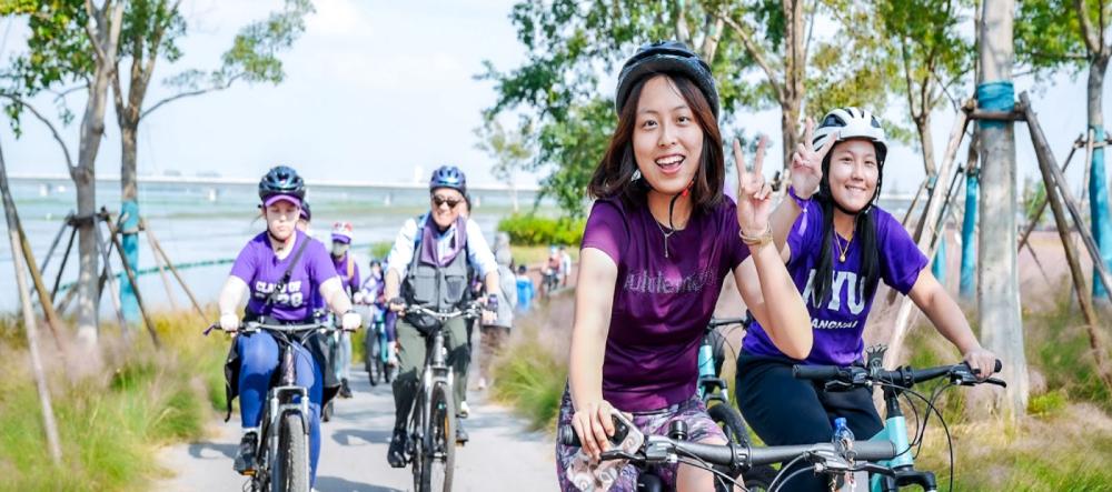 exploring china on bike